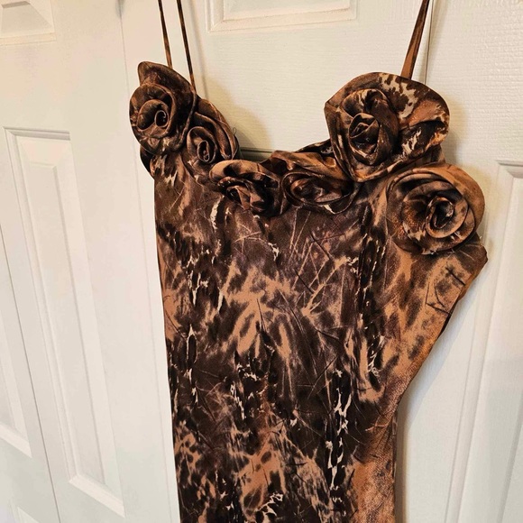 Yves Calin Dresses & Skirts - Yves Calin Paris Vintage long formal animal print dress with rosettes  s-Med